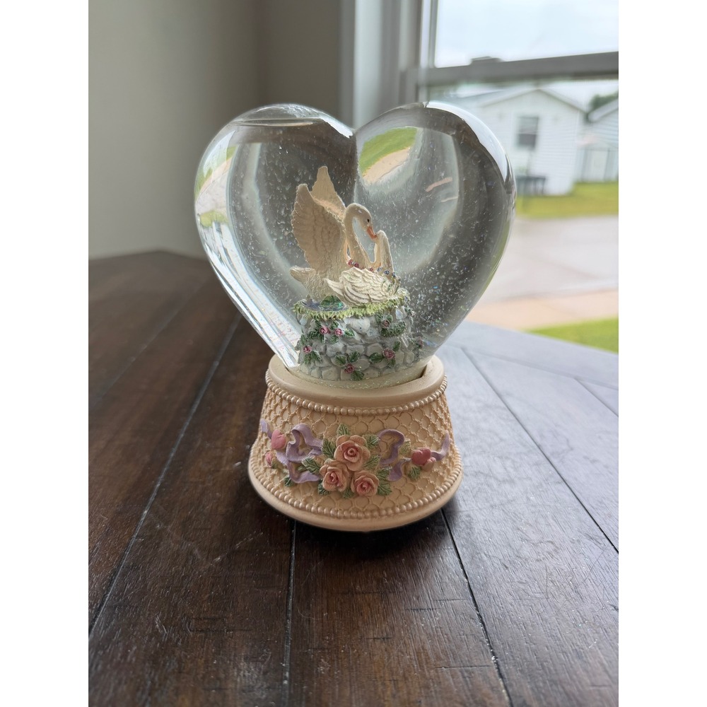 Vintage Heart Swan Snow Globe Musical Close To You Pink Roses Glitter Globe